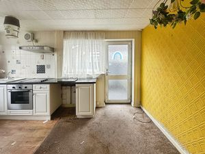 Photo 1- click for photo gallery